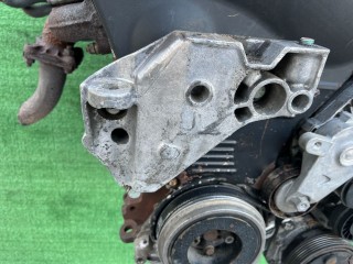 Кронштейн двигателя Volkswagen Golf 1991-2000