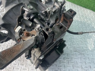 Кронштейн КПП Skoda Fabia 1999-2004