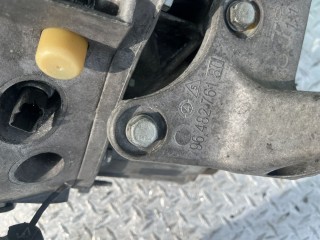 Кронштейн КПП, ориг. номер 9648276180, Citroen C5 2000-2004