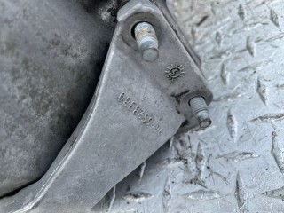 Кронштейн КПП, ориг. номер 9646528380, Citroen C5 2000-2004