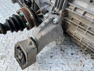 Кронштейн КПП Audi A6 1994-1997