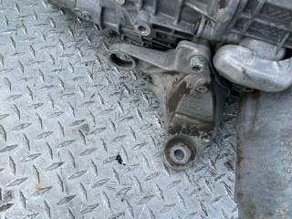 Кронштейн КПП Audi A4 1999-2001