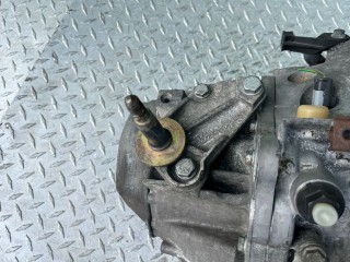 Кронштейн КПП, ориг. номер 2212224A, Citroen C4 2004-2014