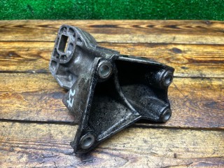 Кронштейн двигателя, ориг. номер 8A0199307B, Audi 80 1986-1992