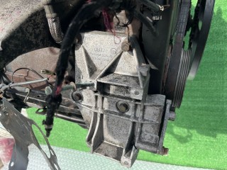 Кронштейн компрессора кондиционера, ориг. номер 028260885A, Audi A4 1994-1999
