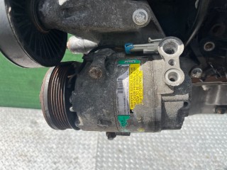 Компрессор кондиционера Opel Vectra 2002-2005