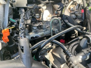 Топливная рампа Peugeot 406 1995-1999