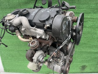 Двигатель, ориг. номер AVF, Audi A4 1999-2001