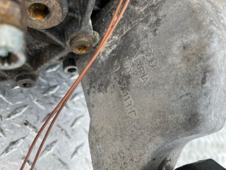 Кронштейн КПП, ориг. номер 4A0399113F, Audi A6 1994-1997