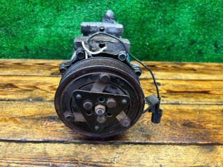 Компрессор кондиционера, ориг. номер SD7H15, 8200040681, 1216402234, Renault Megane 1999-2003