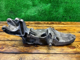 Кронштейн генератора, ориг. номер 8200183234, Renault Megane 1999-2003