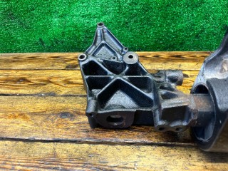 Кронштейн компрессора кондиционера, ориг. номер A6642340339, Chrysler PT Cruiser 2000-2006