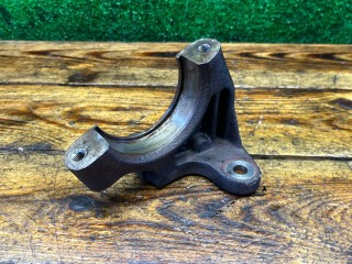 Кронштейн полуоси, ориг. номер 613675, Renault Megane 1999-2003