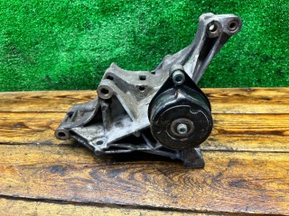 Кронштейн генератора, ориг. номер 028903143AB, Volkswagen Sharan 2000-2003