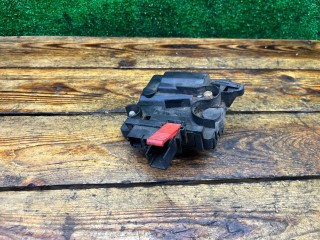 Блок предохранителей, ориг. номер 2205460341, Mercedes S W220 1998-2002