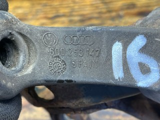 Кронштейн глушителя, ориг. номер 6Q0253147, Volkswagen Passat 2000-2005