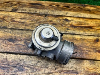 Клапан EGR, ориг. номер 038129637L, Audi A4 1994-1999