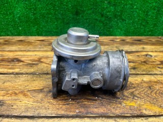 Клапан EGR, ориг. номер 038129637L, Audi A4 1999-2001