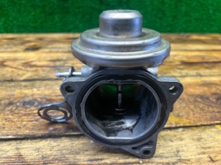 Клапан EGR, ориг. номер 038129637L, Audi A4 1999-2001