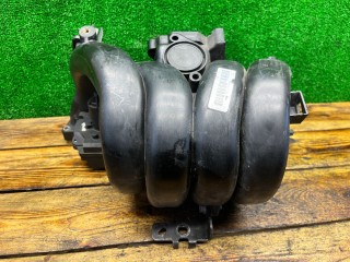 Коллектор впускной, ориг. номер 55562518, Opel Zafira 2003-2006