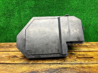 Короб предохранителей, ориг. номер 4F0035613, 4F0035619, Audi A6 2001-2005