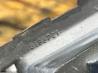 Ручка регулировки спинки сиденья, ориг. номер 4230006, Volvo S80 1998-2003