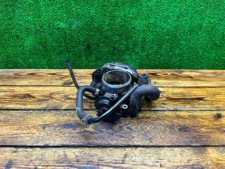 Заслонка дроссельная, ориг. номер 058133063H, Volkswagen Passat 1996-2001