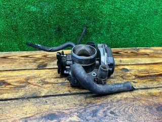 Заслонка дроссельная, ориг. номер 058133063H, Volkswagen Passat 1996-2001