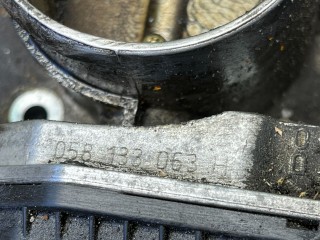 Заслонка дроссельная, ориг. номер 058133063H, Volkswagen Passat 1996-2001