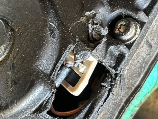 Заслонка дроссельная, ориг. номер 058133063H, Volkswagen Passat 1996-2001