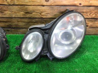 Фара передняя (комплект), ориг. номер A0028202426, 0028202426, Mercedes E W211 2002-2006