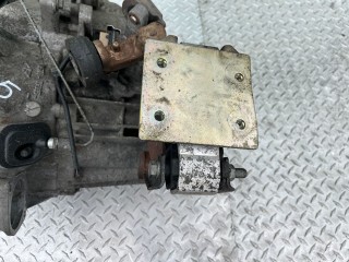 Подушка крепления кпп, ориг. номер 7M0199131AF, Ford Galaxy 1995-2000