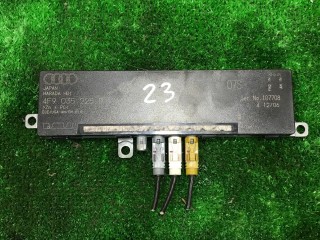 Усилитель антенны, ориг. номер 4F9035225D, Audi A6 2001-2005