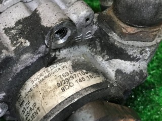 Насос гидроусилителя руля, ориг. номер 8D0145155, Volkswagen Passat 1996-2001