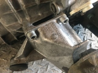 Кронштейн КПП, ориг. номер 4A0399114F, Audi A6 1994-1997