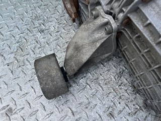 Кронштейн КПП, ориг. номер 8D0399113AB, Audi A4 1994-1999