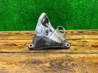 Кронштейн КПП, ориг. номер 8D0399114S, Audi A4 1994-1999