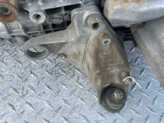 Кронштейн КПП, ориг. номер 8D0399114S, Audi A4 1994-1999