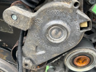 Натяжитель ремня генератора, ориг. номер 038903315C, Volkswagen Golf 1991-2000