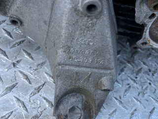Кронштейн КПП, ориг. номер 8D0399114S, Volkswagen Passat 1996-2001