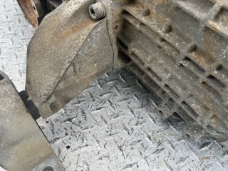 Кронштейн КПП, ориг. номер 8D0399113AB, Volkswagen Passat 1996-2001
