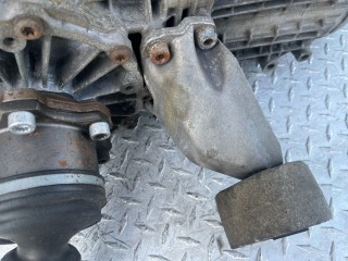 Кронштейн КПП, ориг. номер 8D03991313AB, Audi A4 1994-1999