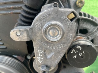 Натяжитель ремня генератора, ориг. номер 038903315C, Volkswagen Golf 1991-2000