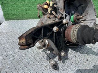 Кронштейн КПП, ориг. номер 24403861, Opel Vectra 1995-2000