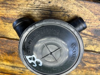 Маслоотделитель (сапун), ориг. номер 028129101, 3911170949, Volkswagen Golf 1991-2000