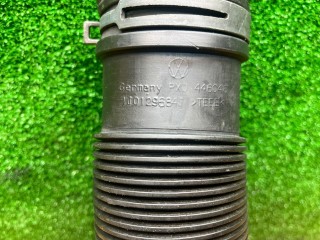 Патрубок воздушного фильтра, ориг. номер 1J0129684J, Volkswagen Golf 1997-2006