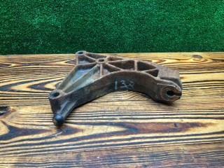 Кронштейн КПП, ориг. номер 812253673, Opel Zafira 1999-2003