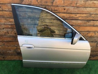 Стекло двери передней правой, BMW 5 E39 1995-2000
