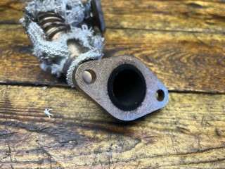 Трубка системы рециркуляции EGR, ориг. номер 059131525N, Audi A6 1997-2001