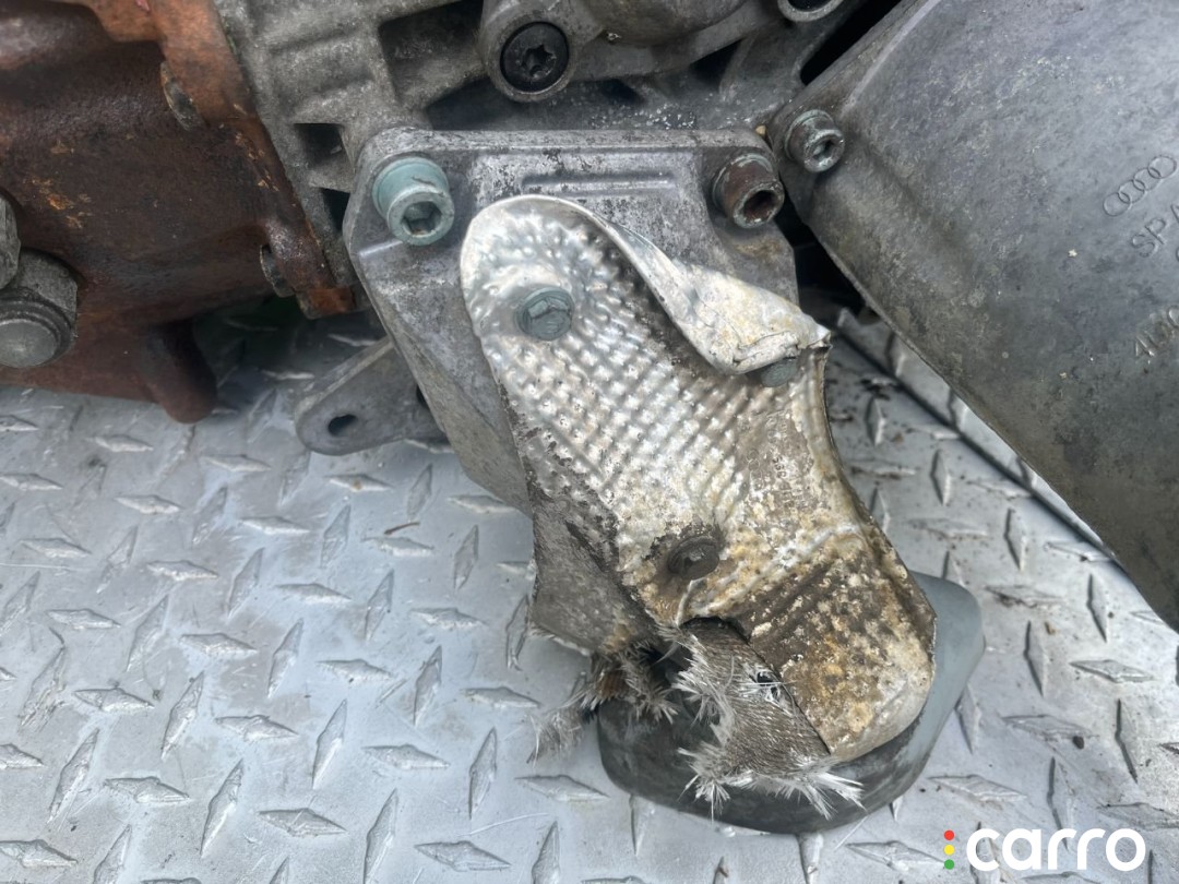 Кронштейн КПП Audi A6 2001-2005, фото 1